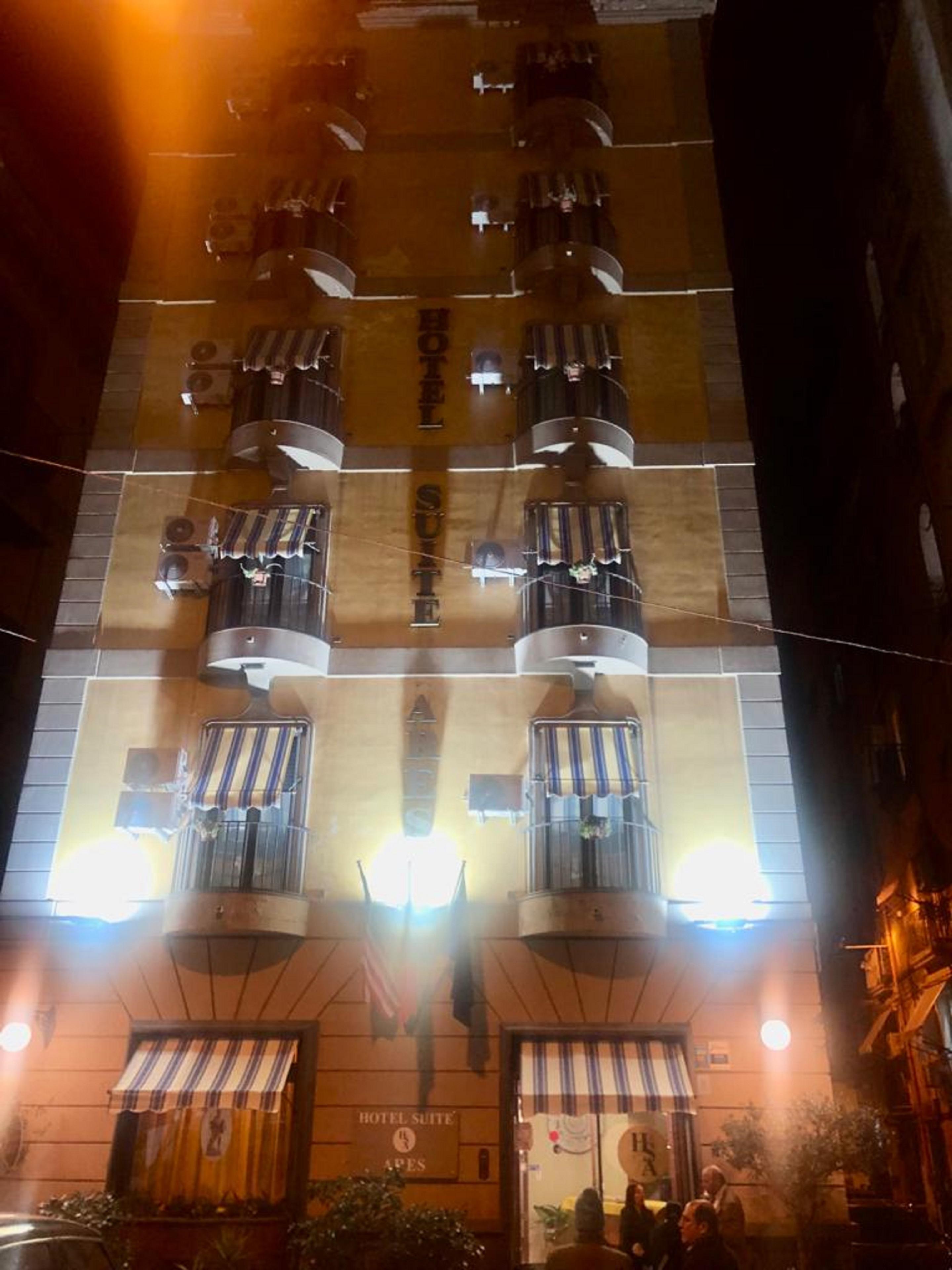 Hotel Suite Ares Naples Exterior photo