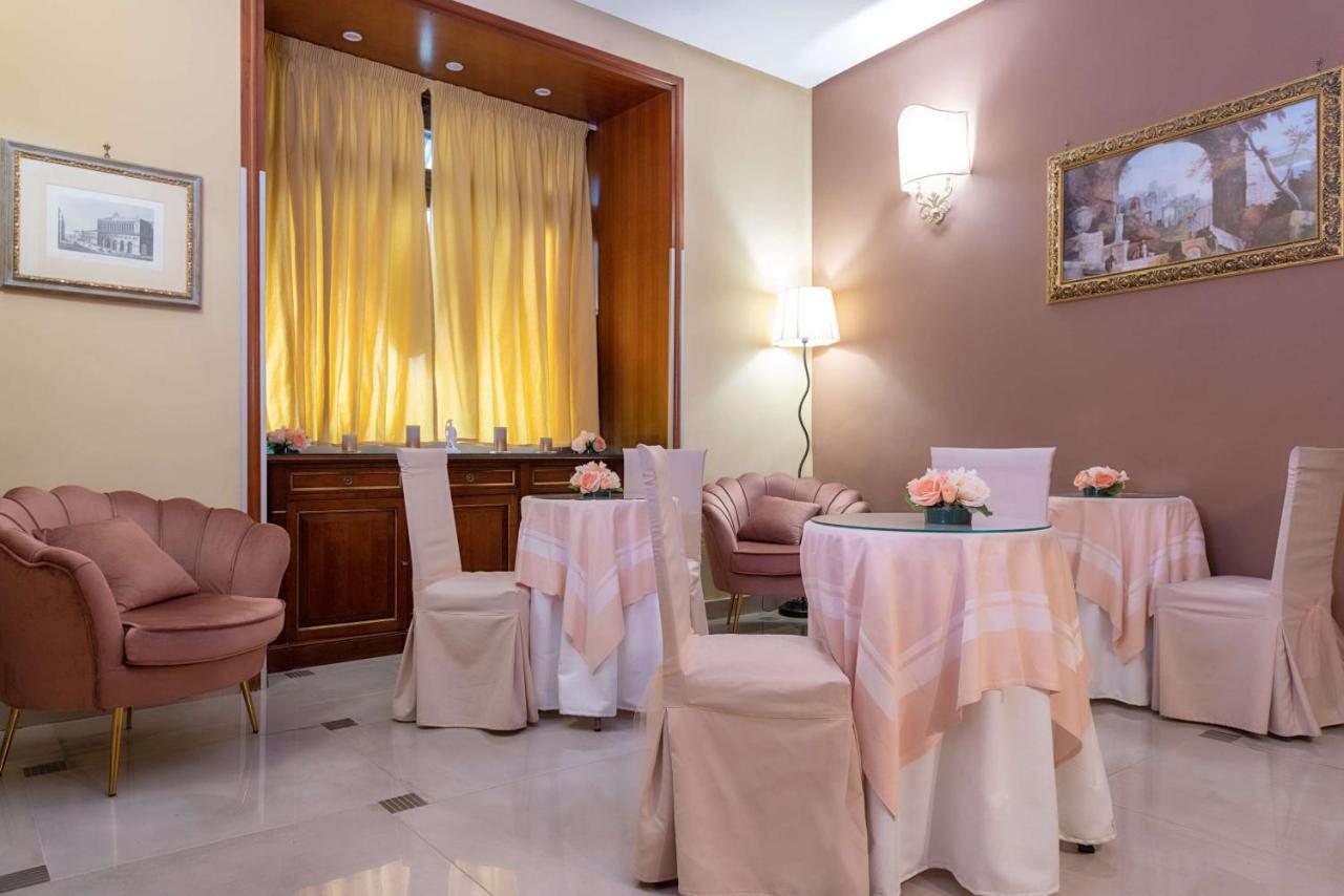 Hotel Suite Ares Naples Exterior photo