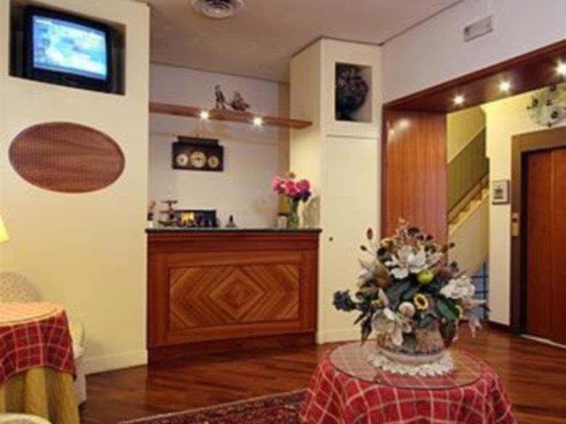 Hotel Suite Ares Naples Exterior photo